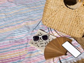 Accessori Mare Chic 2025: Tendenze e Consigli per un Look da Spiaggia Raffinato