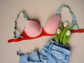 Positività Corporea e Lingerie per Donne: Un Binomio per l'Autostima