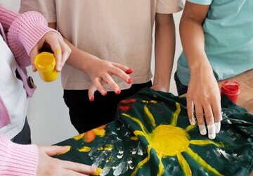 Collaborazioni artisti e marchi costumi