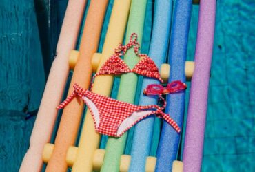 La psicologia del colore nei costumi da bagno
